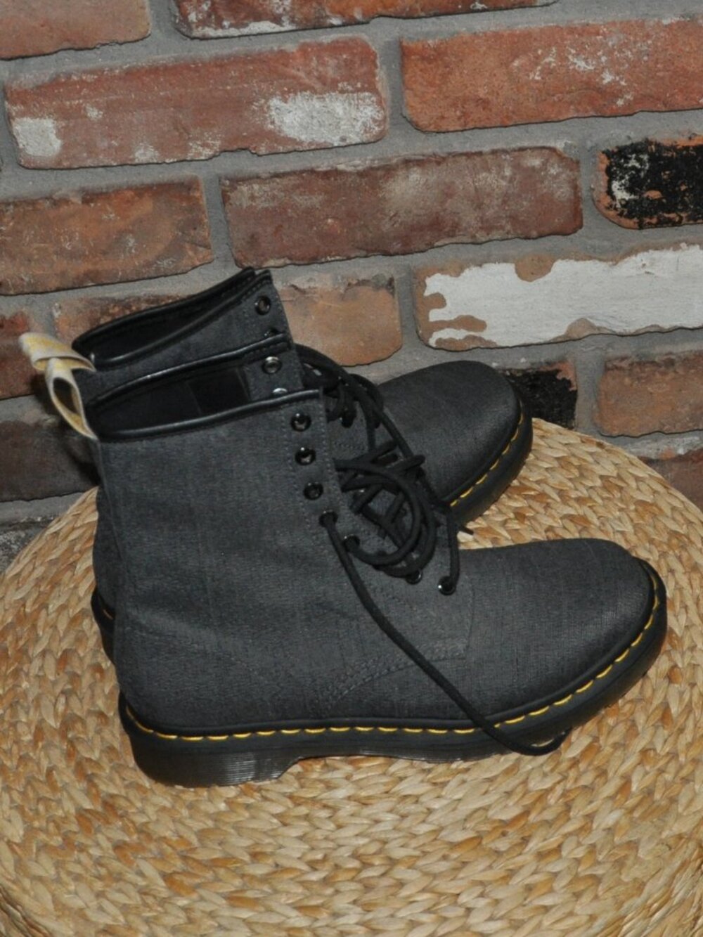 Dr Martens Vegan Castel Boots Gunmetal Grey Lace Up Grunge Punk New EU41 US9 - Picture 4 of 8